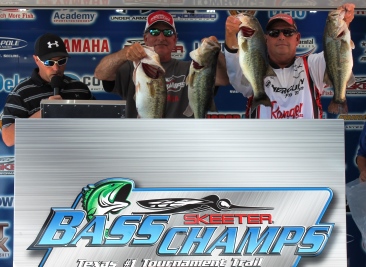 Martin Elshout & Mark Price Win $20,000 and The Angler of the year title with over 30 lbs.
