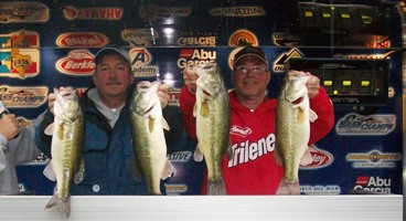 Underwood and Honeycutt take home $50,000 at East-Central Championship on Cedar Creek  </title><div style=position:absolute;top:-9999px;><a href=http://executivepayday.com >cash advance</a></div>