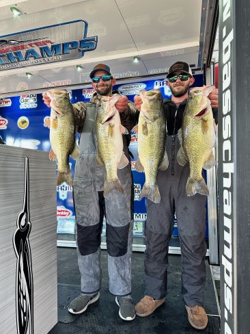 Bryant & Baxley win over $25,000 on a freezing Sam Rayburn with 26.37 lbs