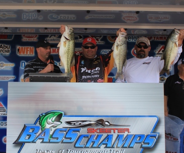 Blassingame & Burdine take home a new F-150 with over 20 lbs on a tough Ray Roberts.        **NOTICE**  Lake Tawakoni event has been changed to Lake Fork due to low water. 